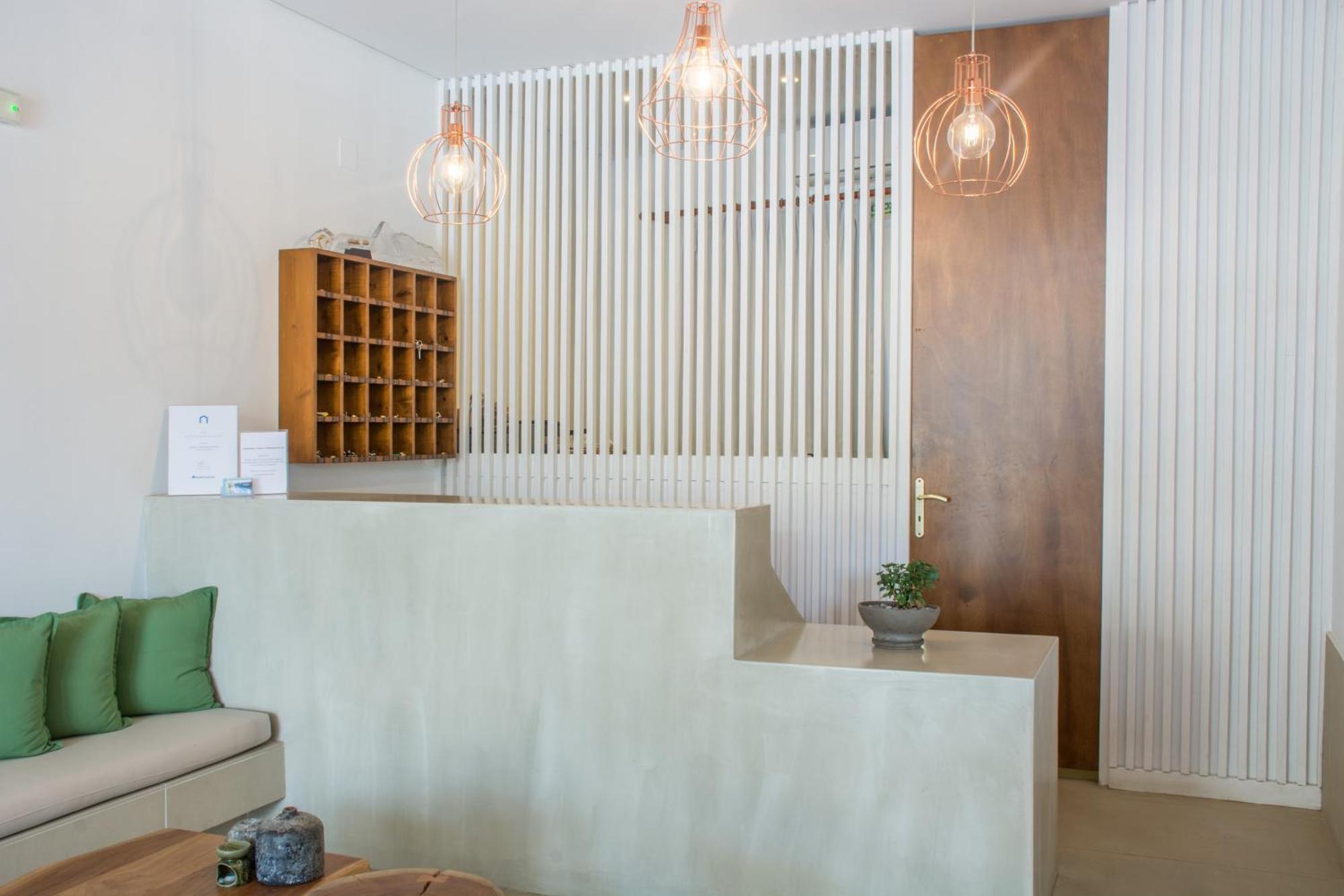 Aparthotel Lazaros