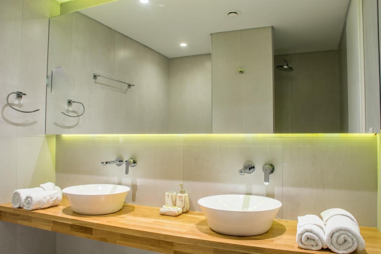 Aparthotel Lazaros 3*