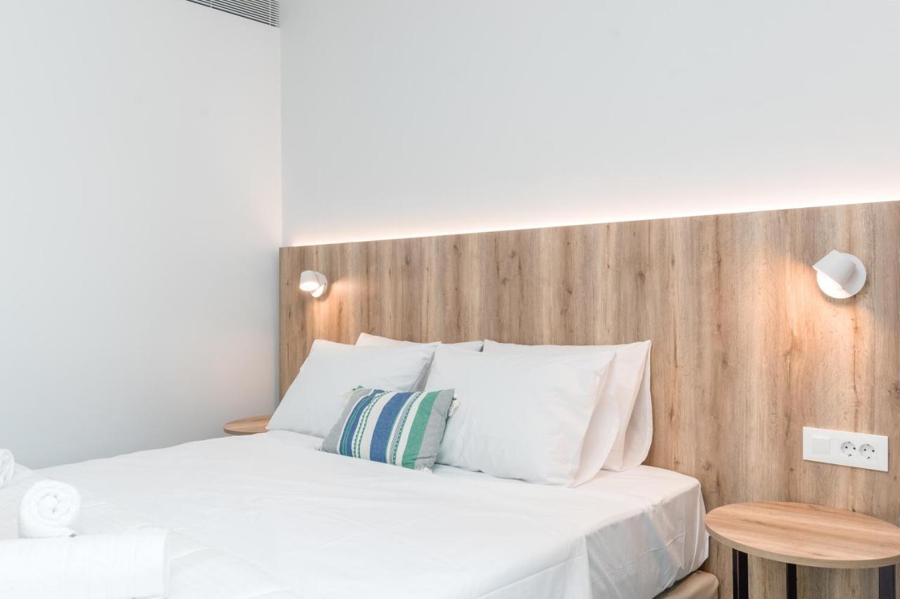 Aparthotel Lazaros 3*