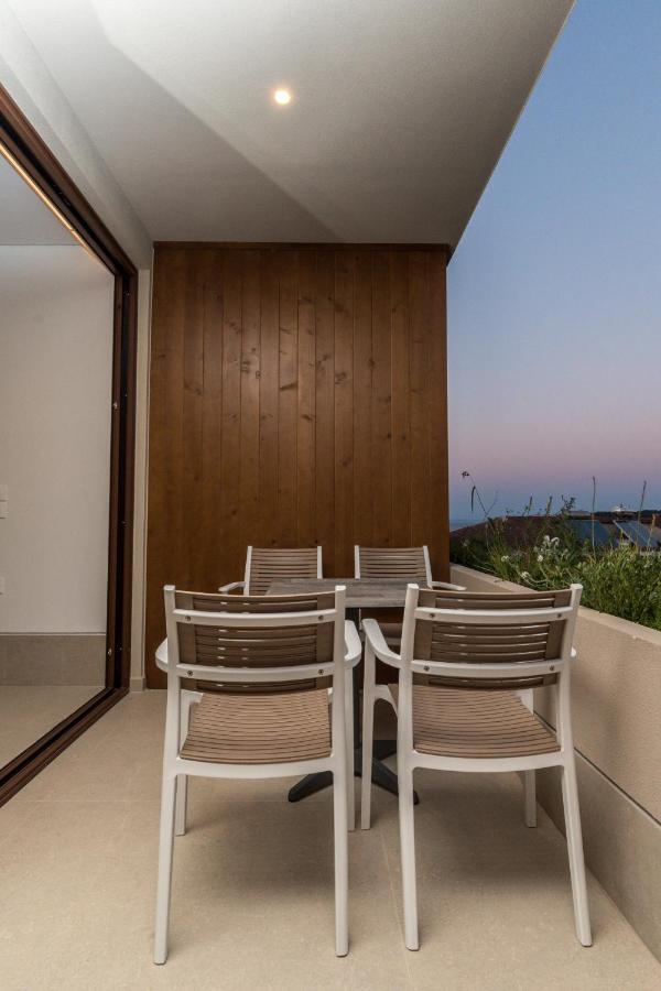 Aparthotel Lazaros 3*